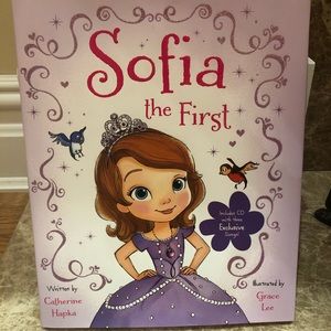 Disney Other - 2 For $10🎉NWOT New Sophia The First Book With CD Disney Other - 2 For $10🎉NWOT New Sophia The First Book With CD